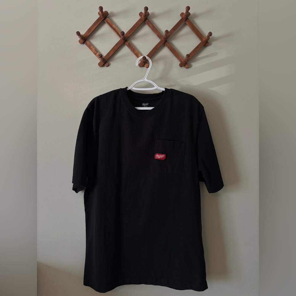 Black Milwaukee T-shirt size L